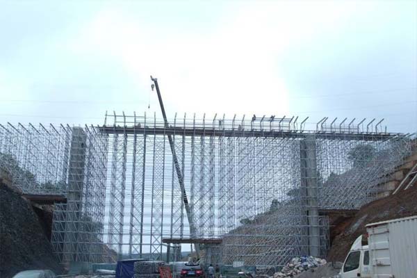 盤扣腳手架河道大壩應(yīng)用案例 盤扣腳手架河道大壩應(yīng)用案例